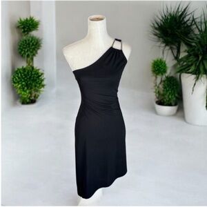 Hourglass Sleek Black One-Shoulder Dress